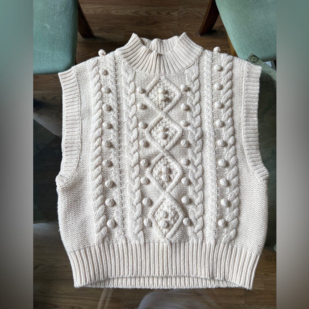 Wilfred Cream Sweater Vest - Picture 6 of 11